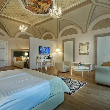 U Malvaze Hotel 4*