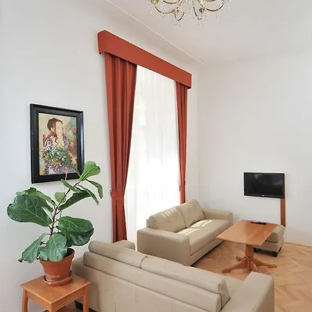 U Malvaze 4* Prague